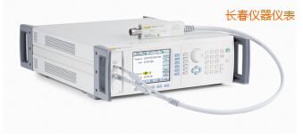 �L��Low Phase Noise Reference Source