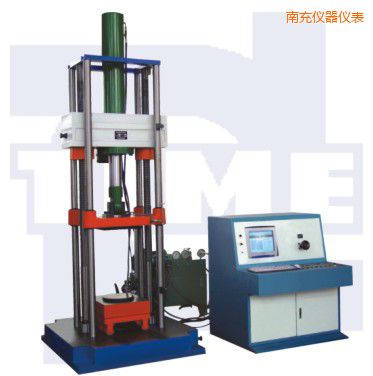 �ϳ�Һ��ʽ΢�C���Ə��ɉ���ԇ�C